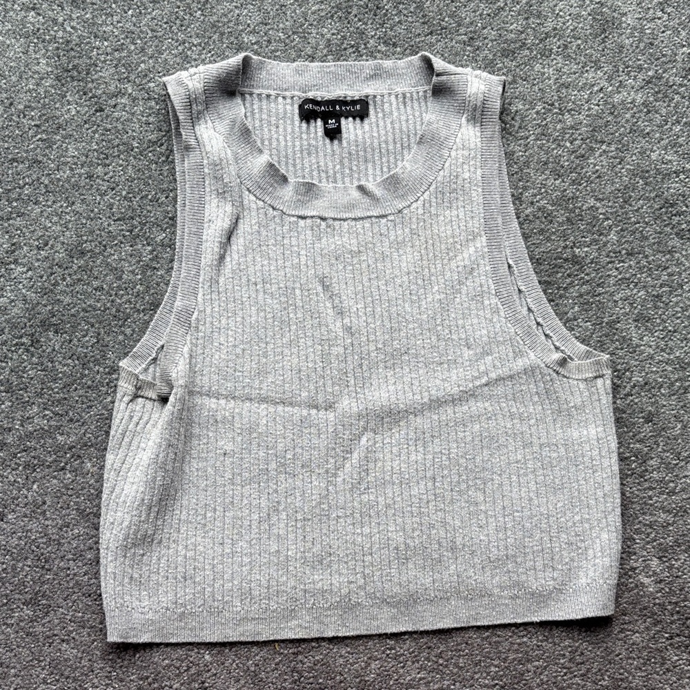 Kendall and Kylie grey crop tank